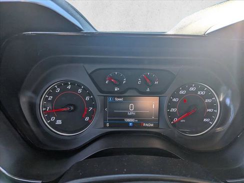 Used 2019 Chevrolet Camaro LT w/ RS Package image 10