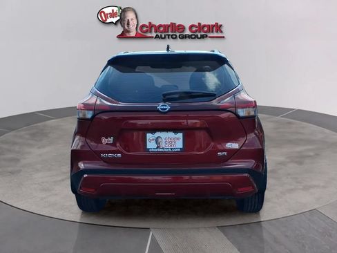 Used 2024 Nissan Kicks SR FWD image 4
