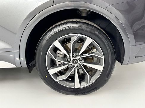 Used 2022 Audi Q5 2.0T Premium Plus w/ Premium Plus Package AWD/4WD image 32