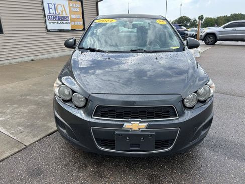 Used 2014 Chevrolet Sonic LT FWD image 2