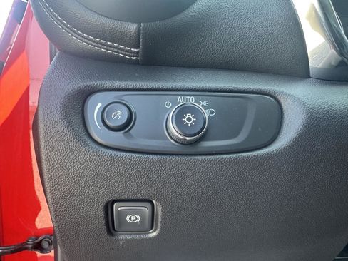 Used 2024 Chevrolet Blazer LT image 15