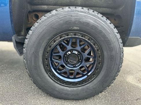 Used 2019 Chevrolet Silverado 1500 LT w/ All Star Edition image 10