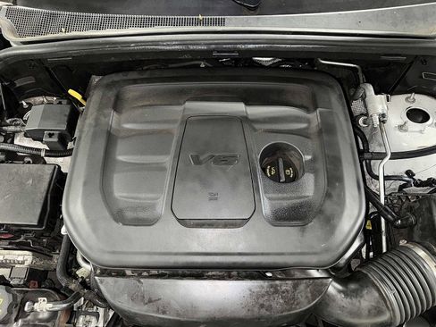 Used 2019 Jeep Grand Cherokee Limited AWD/4WD image 12
