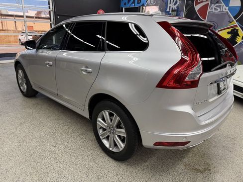 Used 2017 Volvo XC60 T5 Inscription w/ Advanced Package AWD/4WD image 3