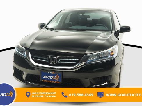 Used 2015 Honda Accord Touring image 4