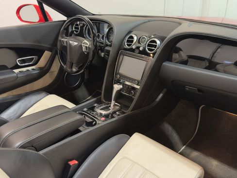 Used 2015 Bentley Continental GT image 79