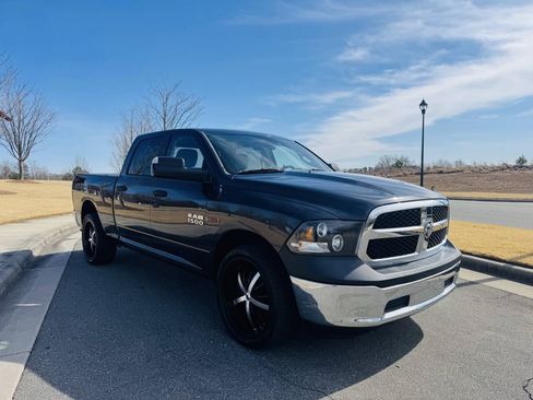 Used 2016 RAM 1500 Tradesman w/ Popular Equipment Group AWD/4WD image 5