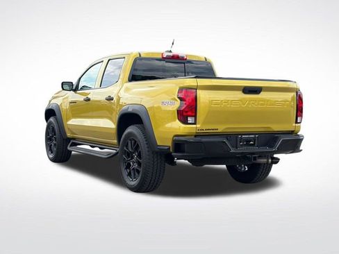 Used 2023 Chevrolet Colorado Trail Boss w/ LPO, Dark Essentials Package AWD/4WD image 16