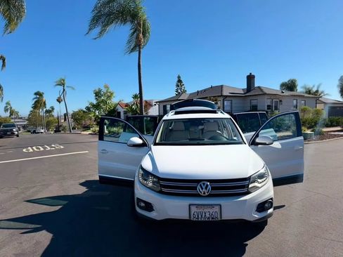 Used 2012 Volkswagen Tiguan S FWD image 5