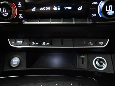 Used 2019 Audi Q5 2.0T Premium w/ Convenience Package AWD/4WD image 23