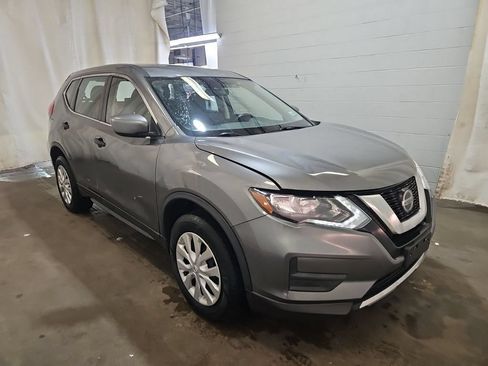 Used 2019 Nissan Rogue S AWD/4WD image 3