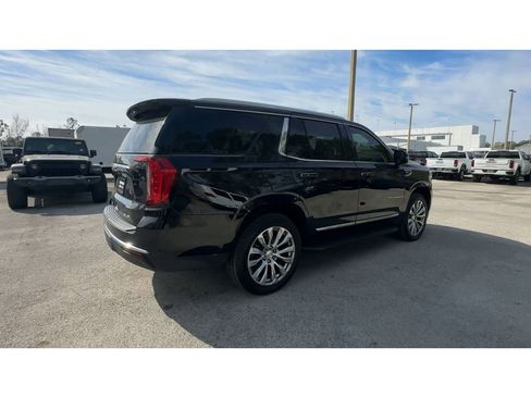 Certified 2022 GMC Yukon SLT w/ SLT Premium Package image 8