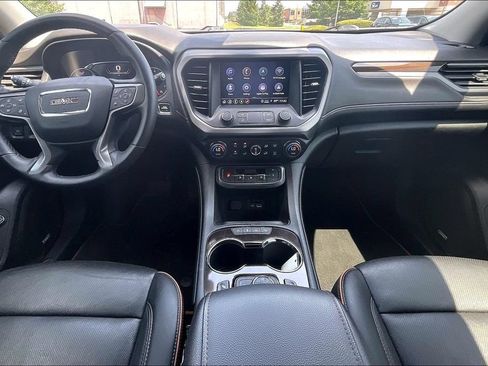Used 2023 GMC Acadia AT4 w/ Technology Package AWD/4WD image 14