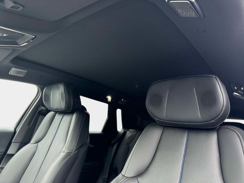 New 2026 Cadillac Lyriq V image 16