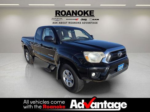 Used 2013 Toyota Tacoma 4x4 Access Cab V6 w/ SR5 Pkg image 11
