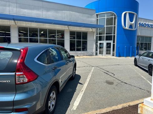 Used 2015 Honda CR-V LX image 8