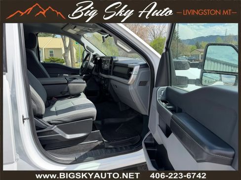Used 2024 Ford F350 XLT w/ FX4 Off-Road Package AWD/4WD image 22