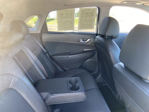 Used 2023 Hyundai Kona Limited image 13