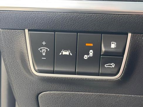 Used 2021 Kia Stinger GT2 image 27