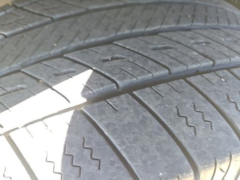 Used 2022 Nissan Pathfinder SV w/ SV Black Package image 40