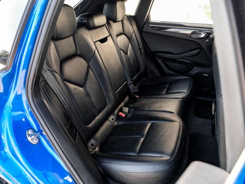 Used 2017 Porsche Macan S image 34