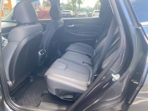 Used 2023 Hyundai Santa Fe SE image 6