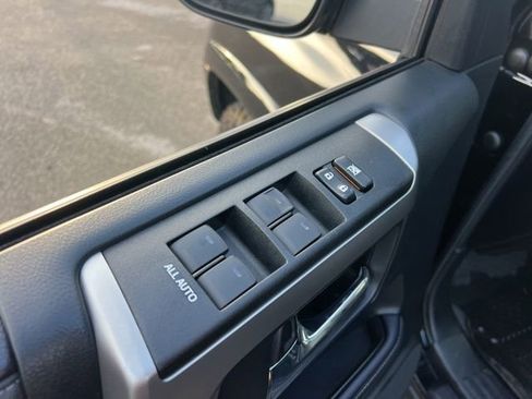 Used 2021 Toyota 4Runner SR5 Premium image 40