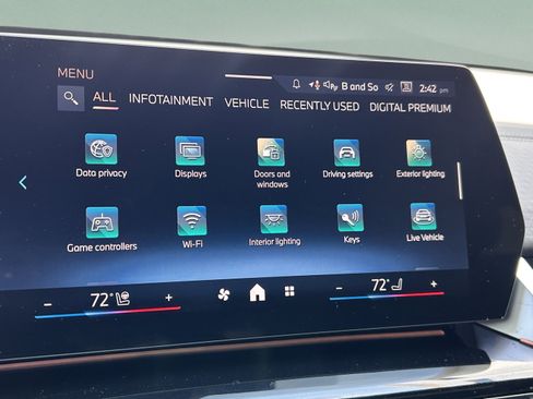 Used 2026 BMW X2 xDrive28i w/ Convenience Package AWD/4WD image 16