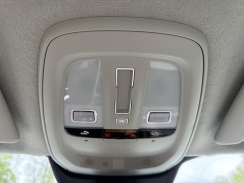 Used 2026 Volvo XC40 B5 Ultra w/ Protection Package Premier image 55