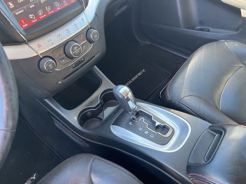 Used 2015 Dodge Journey R/T w/ Flexible Seating Group image 27