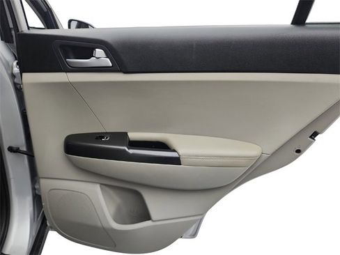 Used 2022 Kia Sportage LX w/ LX AWD Value Edition Package image 26