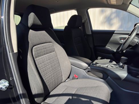 Used 2026 Honda HR-V LX image 30