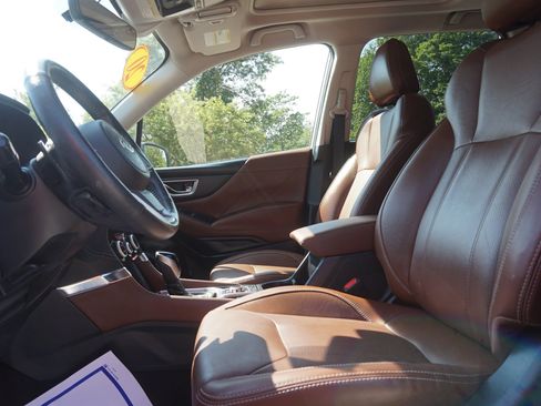 Used 2020 Subaru Forester Touring AWD/4WD image 13