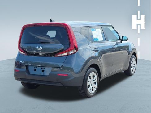 Used 2021 Kia Soul LX FWD image 4
