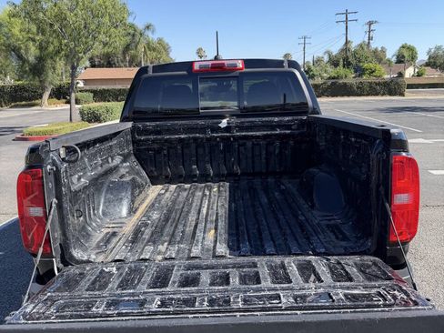 Used 2019 Chevrolet Colorado LT w/ LT Convenience Package RWD image 18