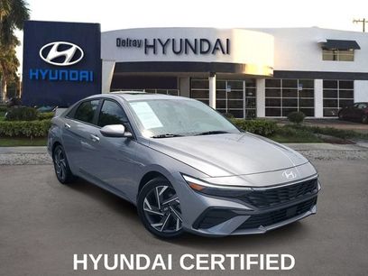 Certified 2025 Hyundai Elantra SEL