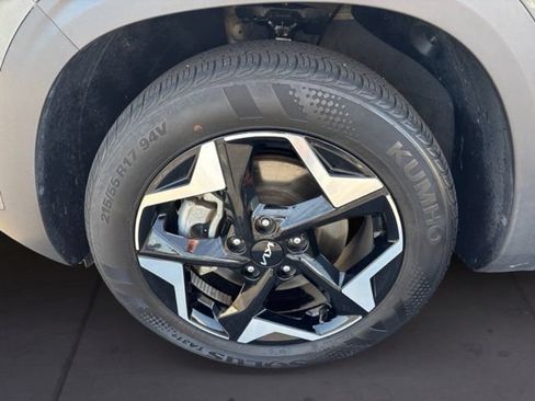 Certified 2024 Kia Seltos EX AWD/4WD image 9