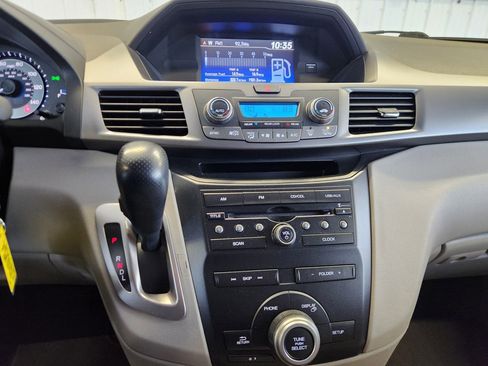 Used 2013 Honda Odyssey EX image 9