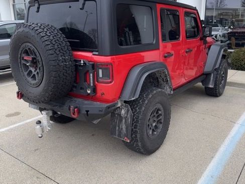 Used 2022 Jeep Wrangler Unlimited Rubicon w/ Xtreme Recon 35" Tire Package image 2