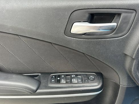 Used 2023 Dodge Charger GT w/ Technology Group image 11