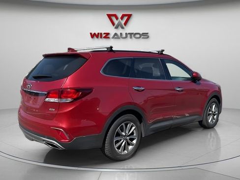 Used 2017 Hyundai Santa Fe SE AWD/4WD image 4