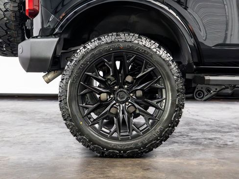 Used 2025 Ford Bronco Big Bend AWD/4WD image 25