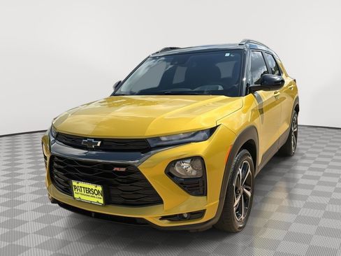 Used 2023 Chevrolet TrailBlazer RS w/ Sun and Liftgate Package FWD image 4