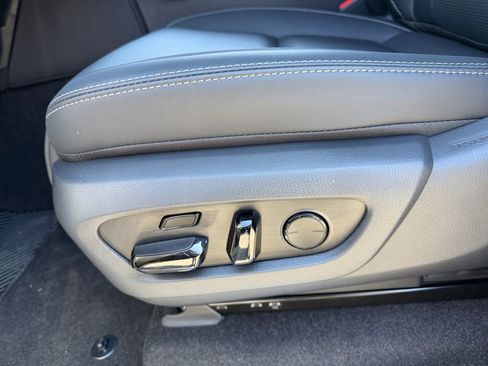 New 2026 Lexus GX 550 image 16