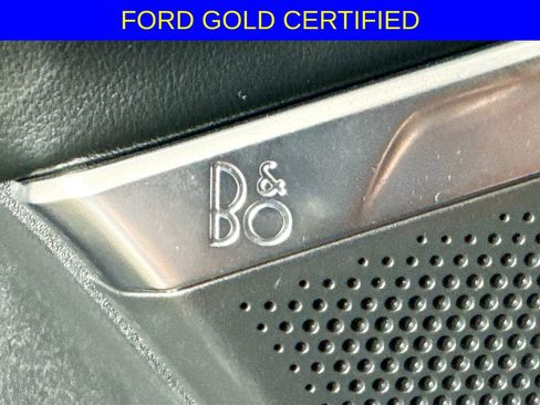 Certified 2025 Ford Expedition Max Platinum image 19