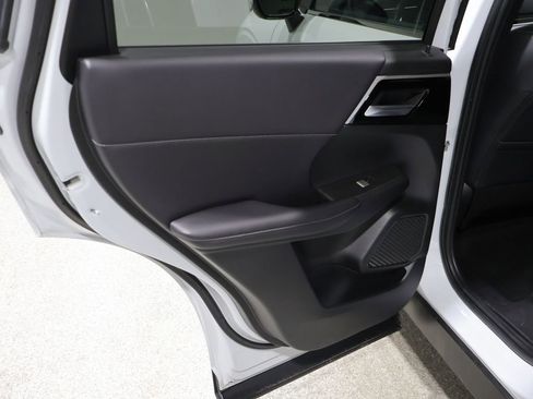 Used 2024 Mitsubishi Outlander SEL image 20