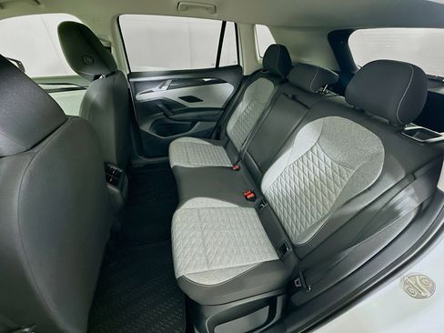 Used 2025 Volkswagen Tiguan S FWD image 26