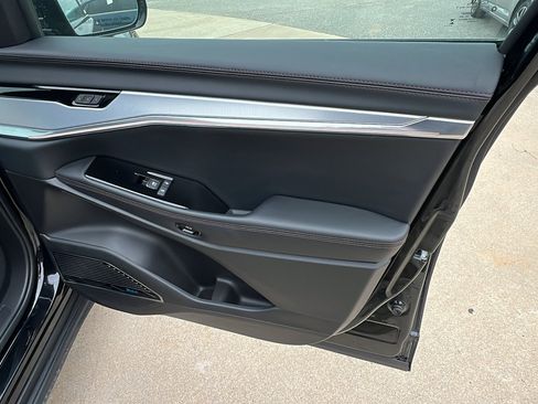 Used 2024 Jeep Wagoneer Launch Edition image 19