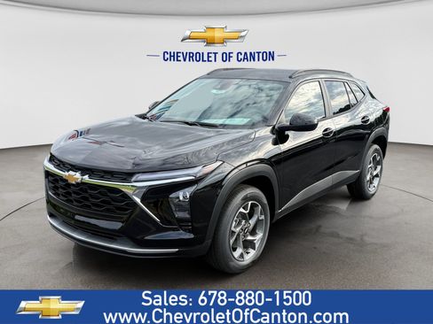 New 2026 Chevrolet Trax LT FWD image 1
