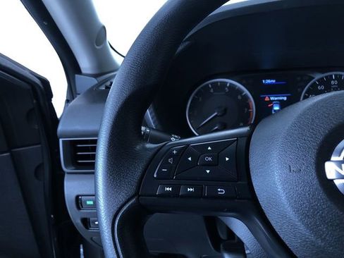 Used 2025 Nissan Sentra S image 25